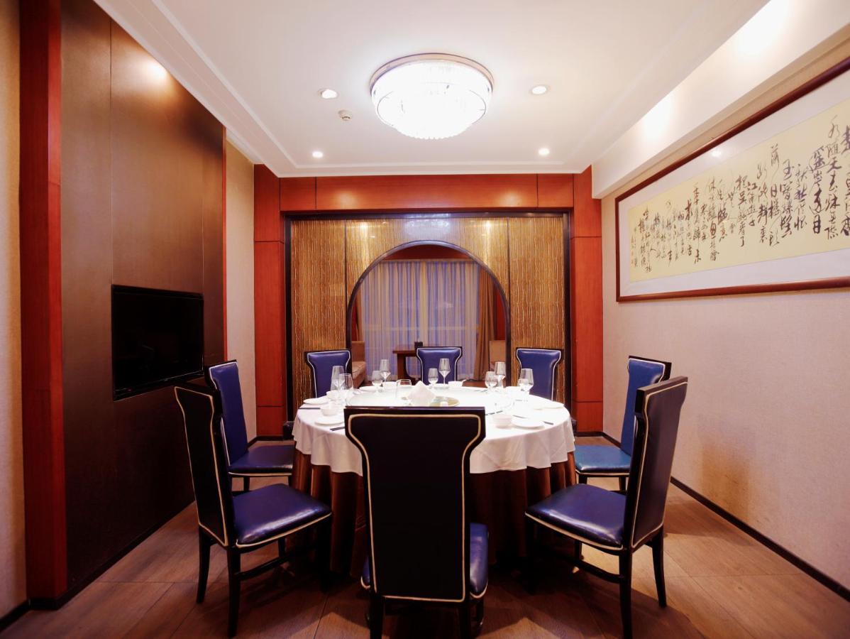 United Kingson Hotel Chengdu Buitenkant foto