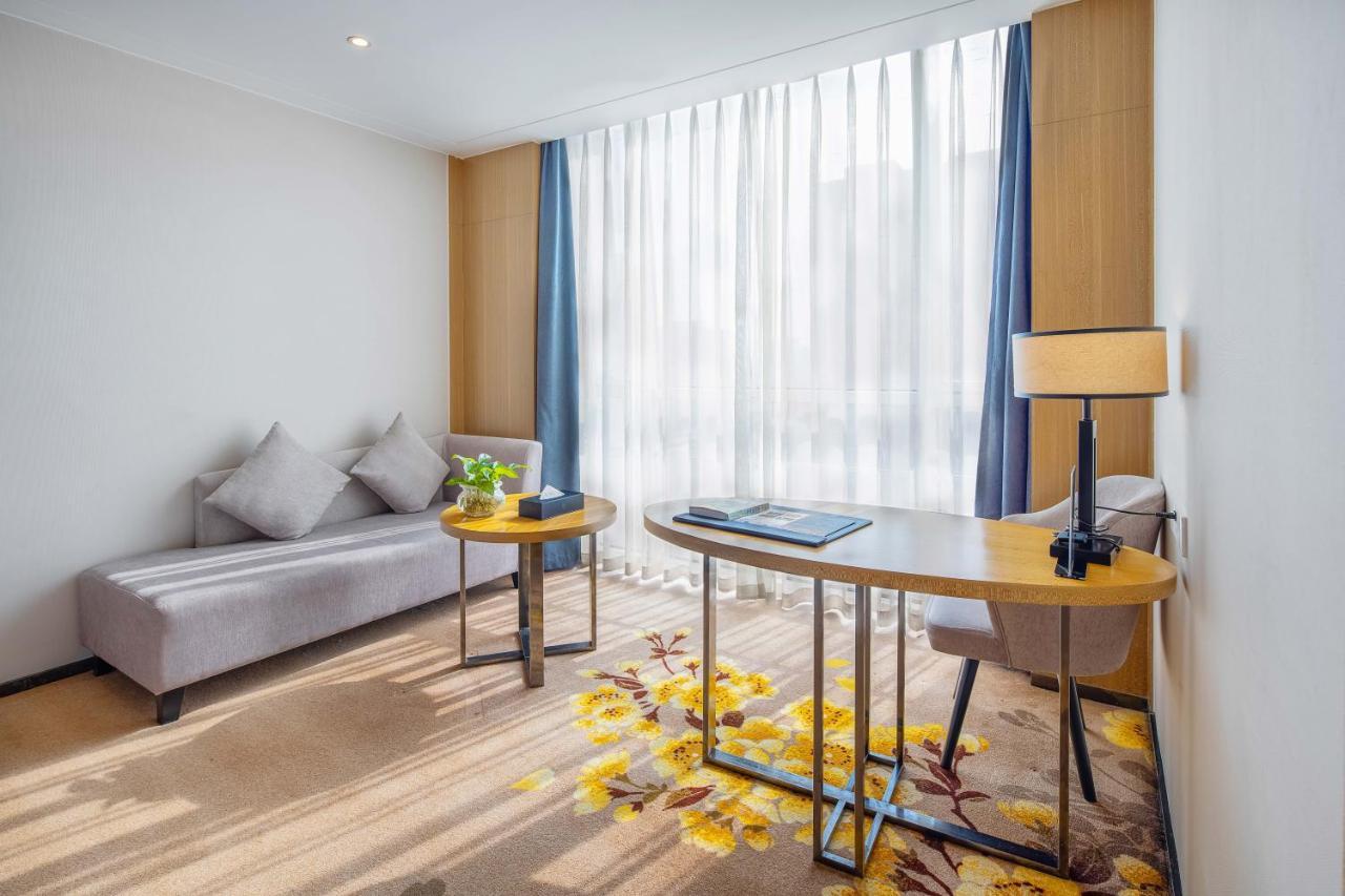 United Kingson Hotel Chengdu Buitenkant foto