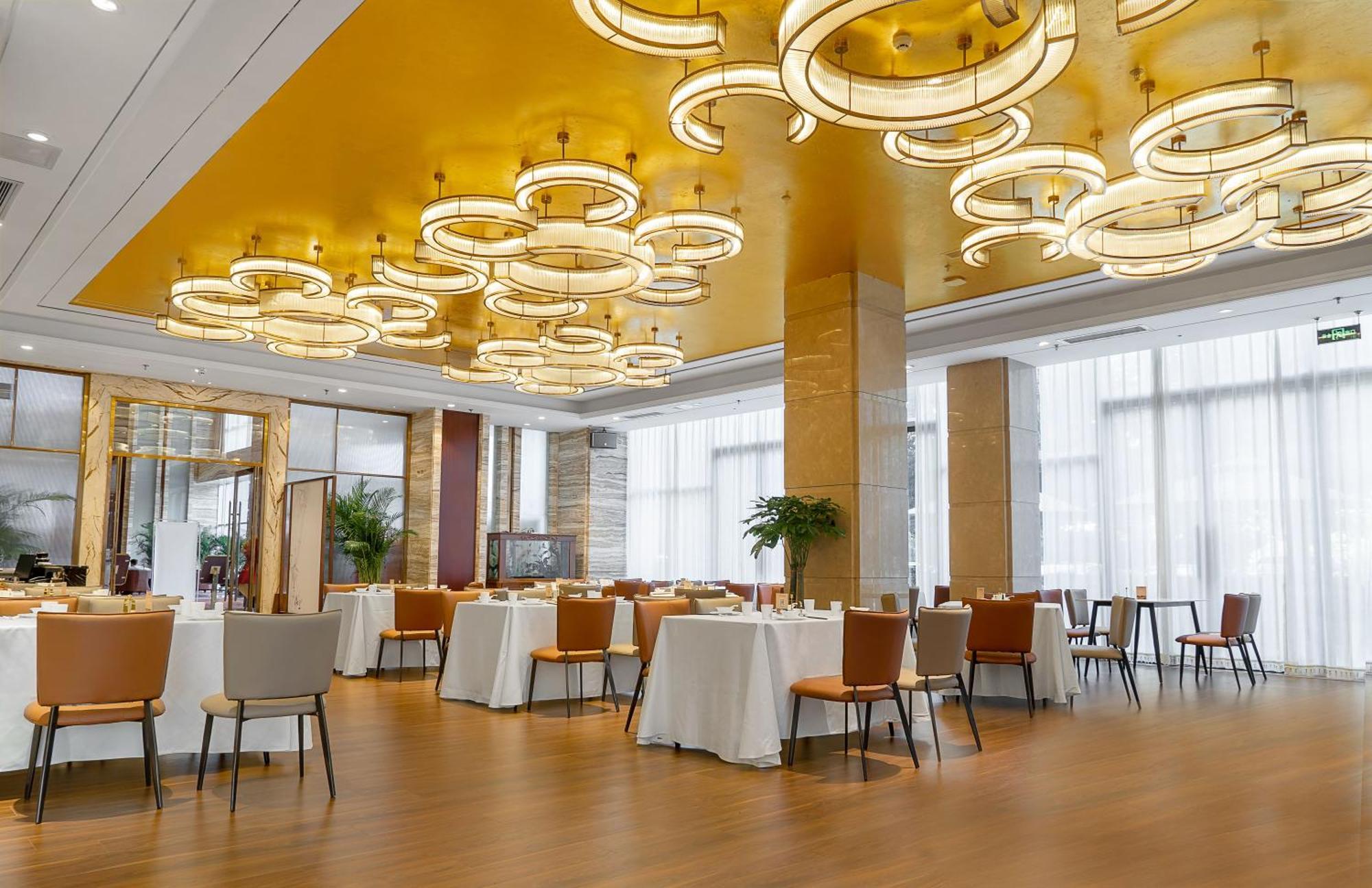 United Kingson Hotel Chengdu Buitenkant foto